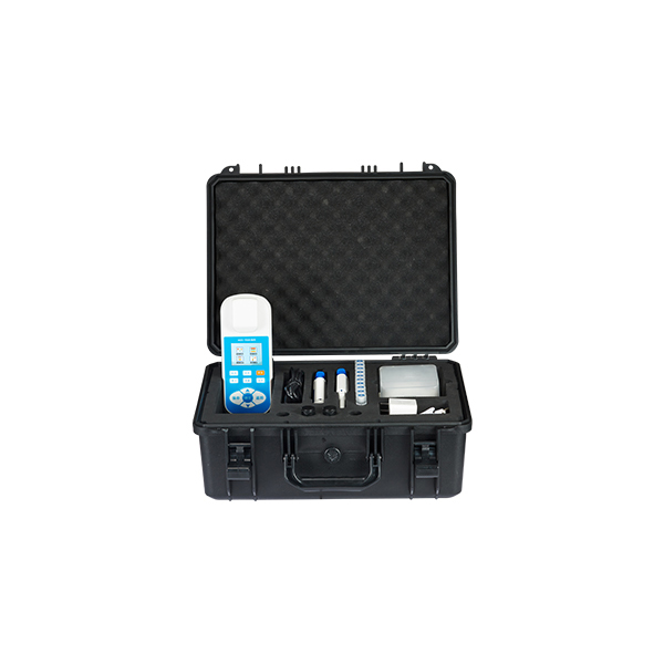 便攜水質(zhì)測(cè)定儀3.jpg